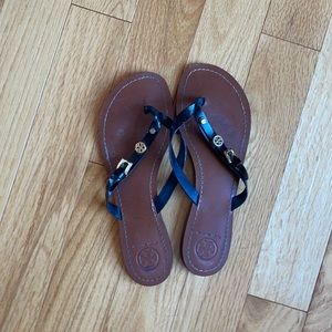 Tory Burch Sandals  in black patten leather size 8.5